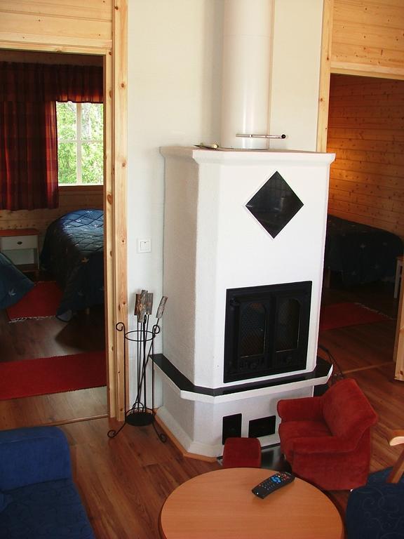 婉哈帕皮菈小屋式酒店 Simoniemi 外观 照片