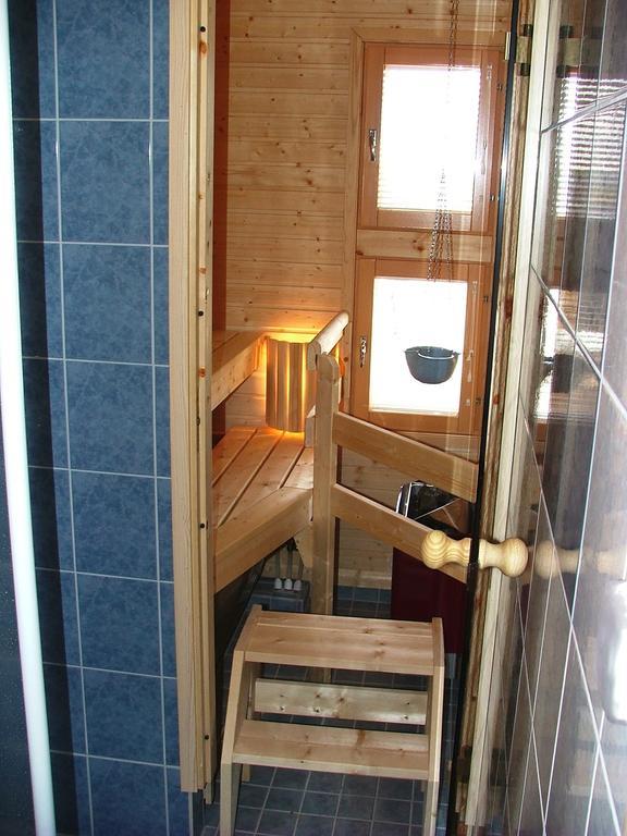 婉哈帕皮菈小屋式酒店 Simoniemi 外观 照片